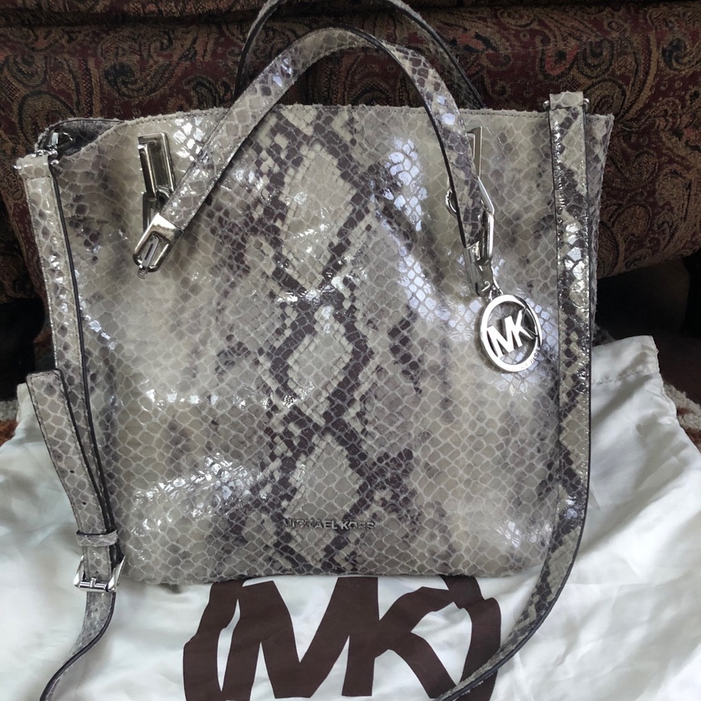 Michael Kors Medium Tote Bag/crossbody